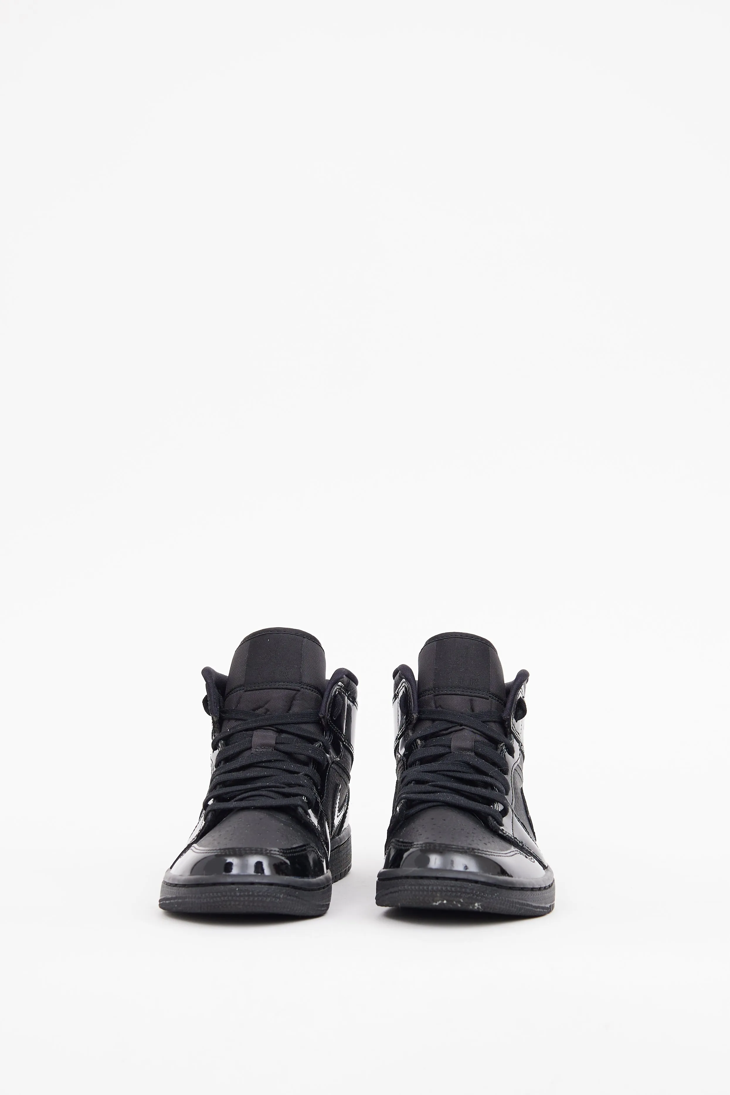 Black Air Jordan 1 Mid Sneaker
