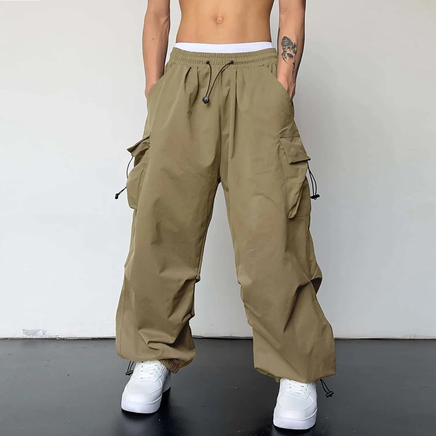 Mens Baggy Cargo Pants Trendy Casual Parachute Pants Loose Fit Harem Joggers for Streetwear Y2k Clothes with Pockets